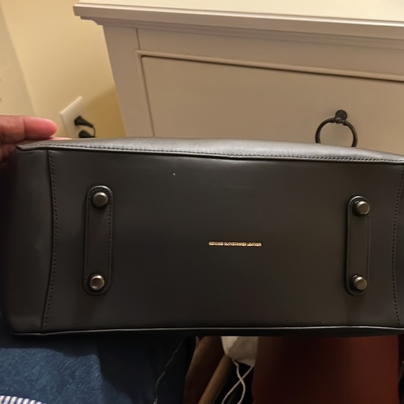 Coach Cooper  Carryall black smoke free environment rose is not included - Picture 7 of 12